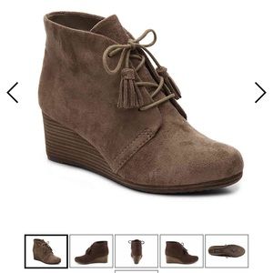Dr. Scholl’s Dakota Wedge Bootie in Stucco